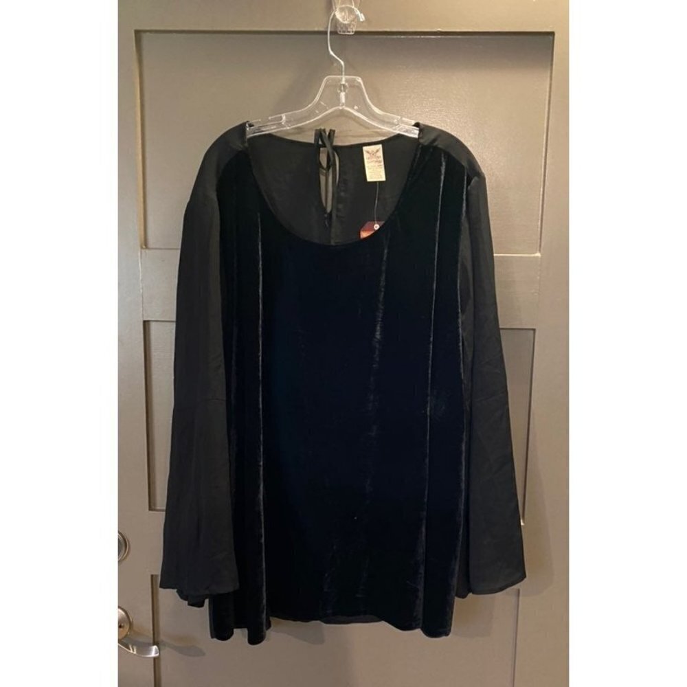 Velvet Bell Sleeve Black Blouse Size 4X